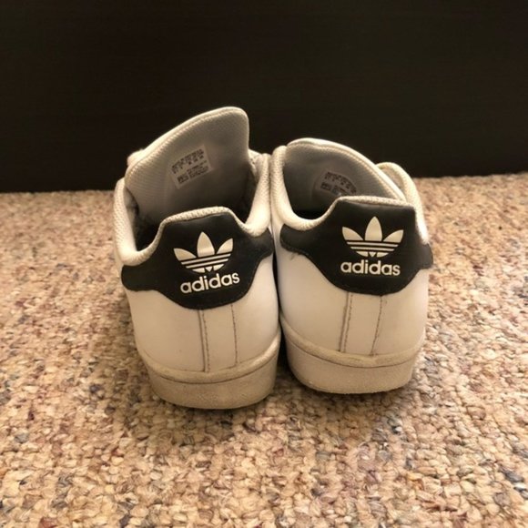 Adidas Superstars Black & White - Picture 4 of 6